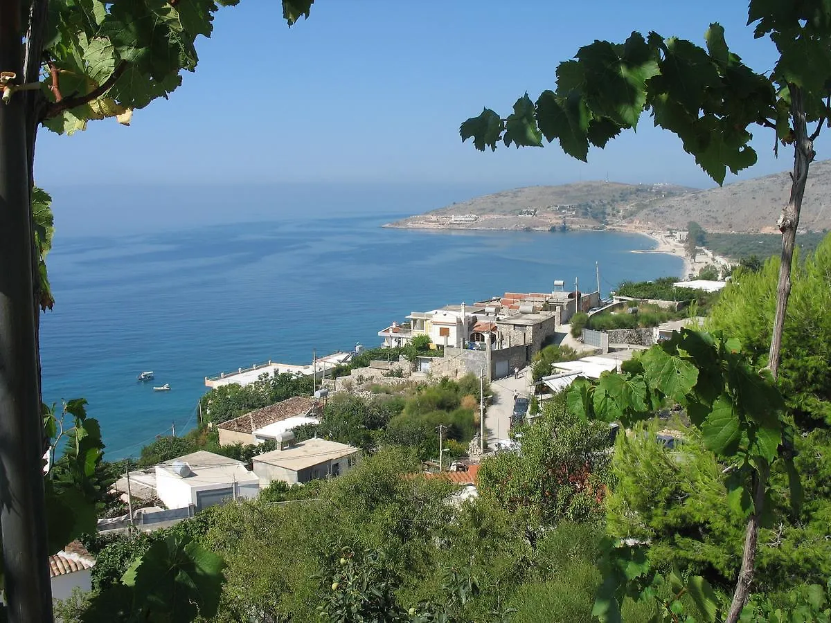 Bed & Breakfast Valentina Rooms Qeparo Albania