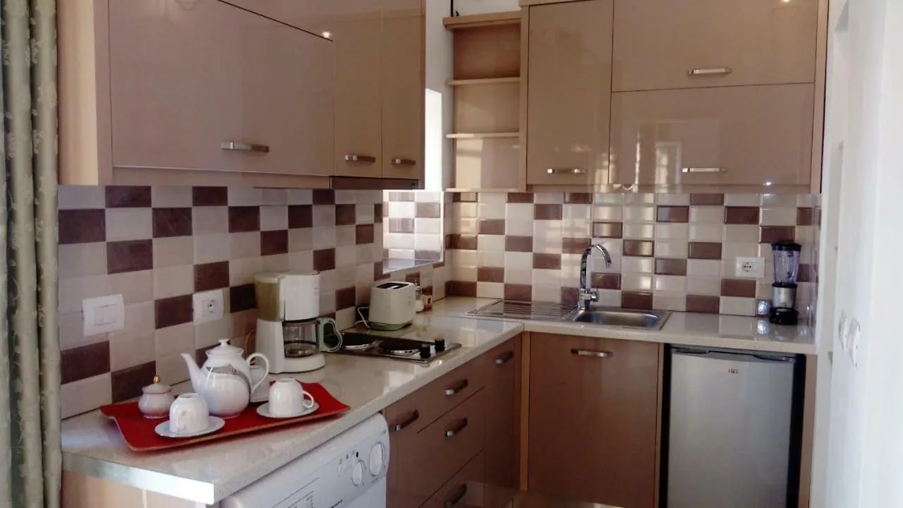 Bed & Breakfast Valentina Rooms Qeparo