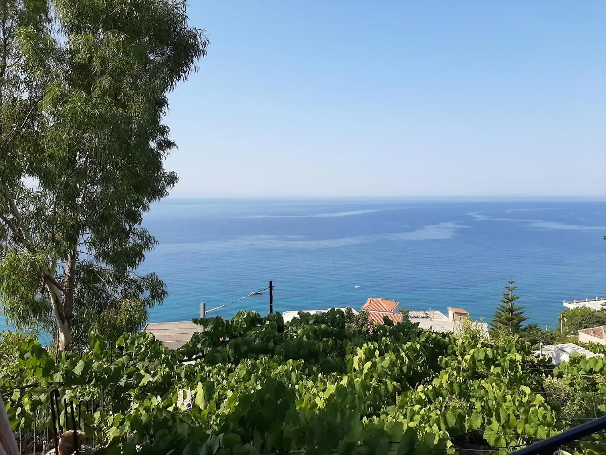 Valentina Rooms Qeparo Albania