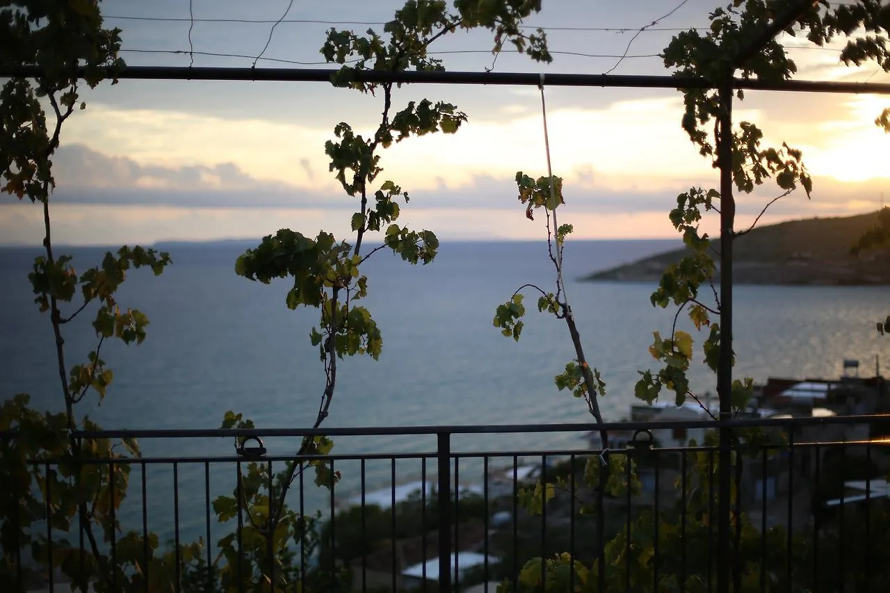 Bed & Breakfast Valentina Rooms Qeparo Albania